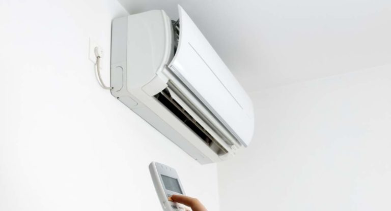 Wall mounted air conditioning